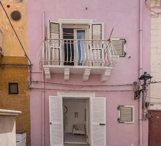 公寓 ⭑⭑⭑⭑⭑la Perla Rosa Nel Centro Storico A
